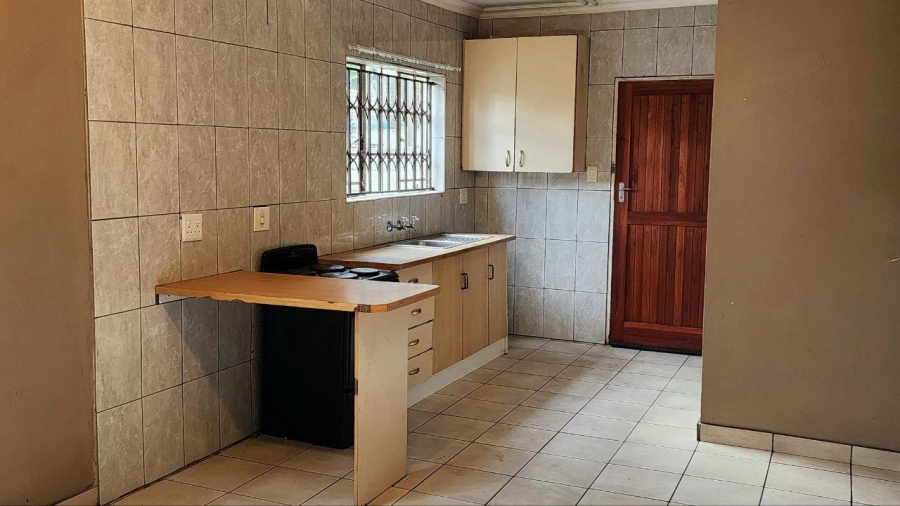 2 Bedroom Property for Sale in Rustenburg North West